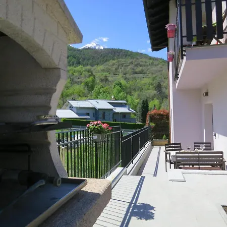 Apartment La Boita - 5 Ospiti In Intero Con Vista Castello Fenis